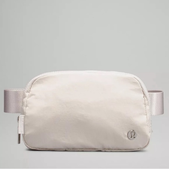 Handbags - NWT LULULEMON Everywhere Belt bag White Opal